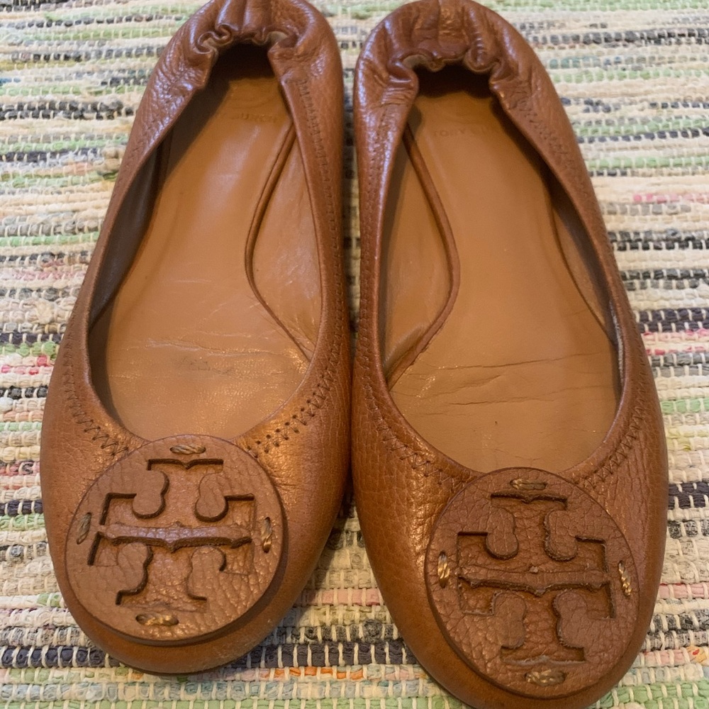Tory Burch Reva Minnie Leather Tan Flats 8.5